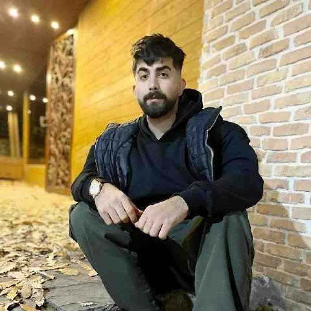 سعید خدادادی آدم