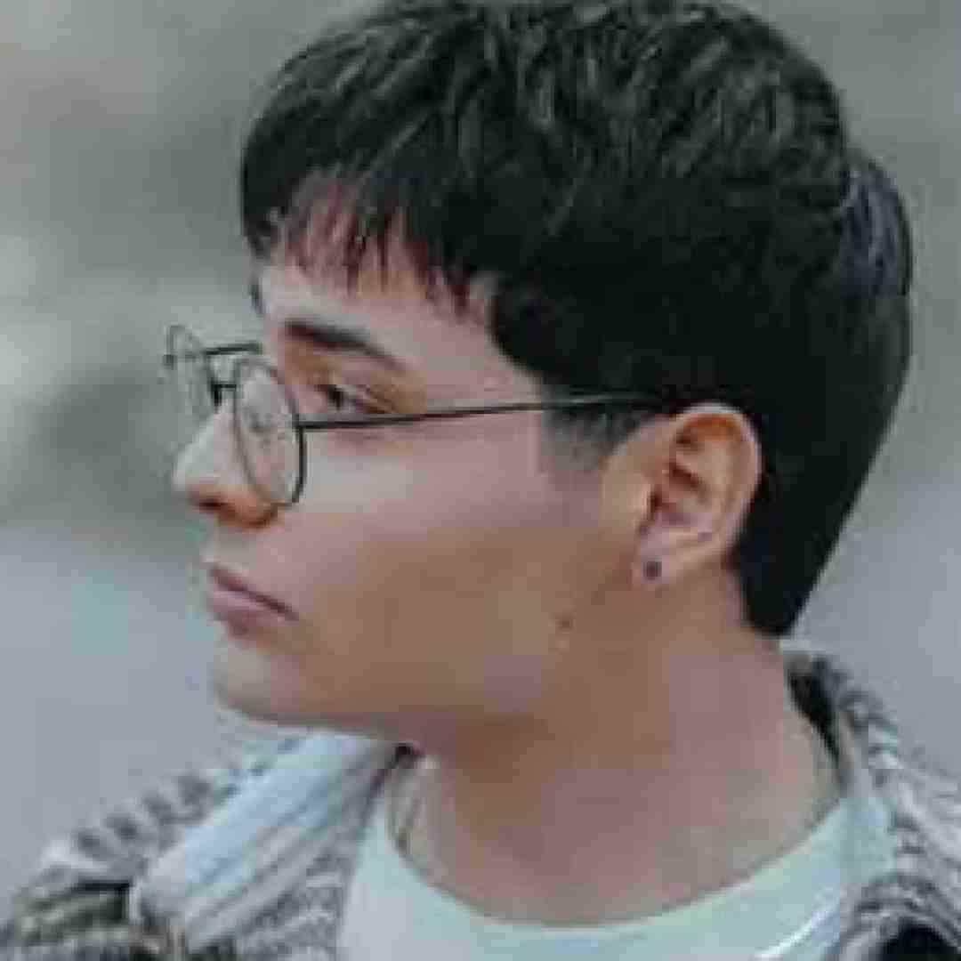 عرفان ابرا چند وقتیه بدون تو گیر کردم توی خودم