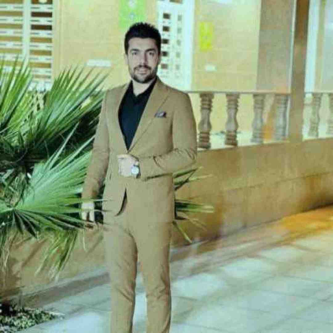 فرشید حکمتی شاز عبدالله
