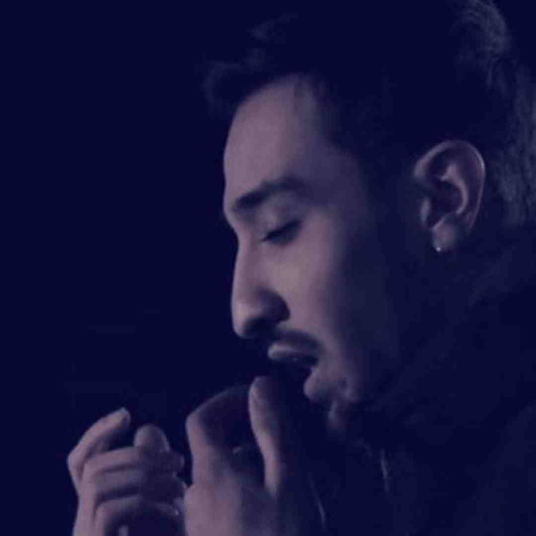 مستر کیارش اصلا بزار بارون بگیره