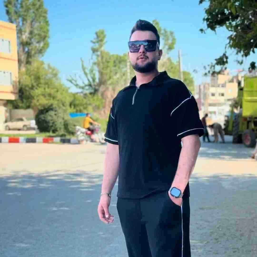 زکریا امینی پشت فرمانم کجام نمیدانم قره قاطی زدم تو کهکشانم