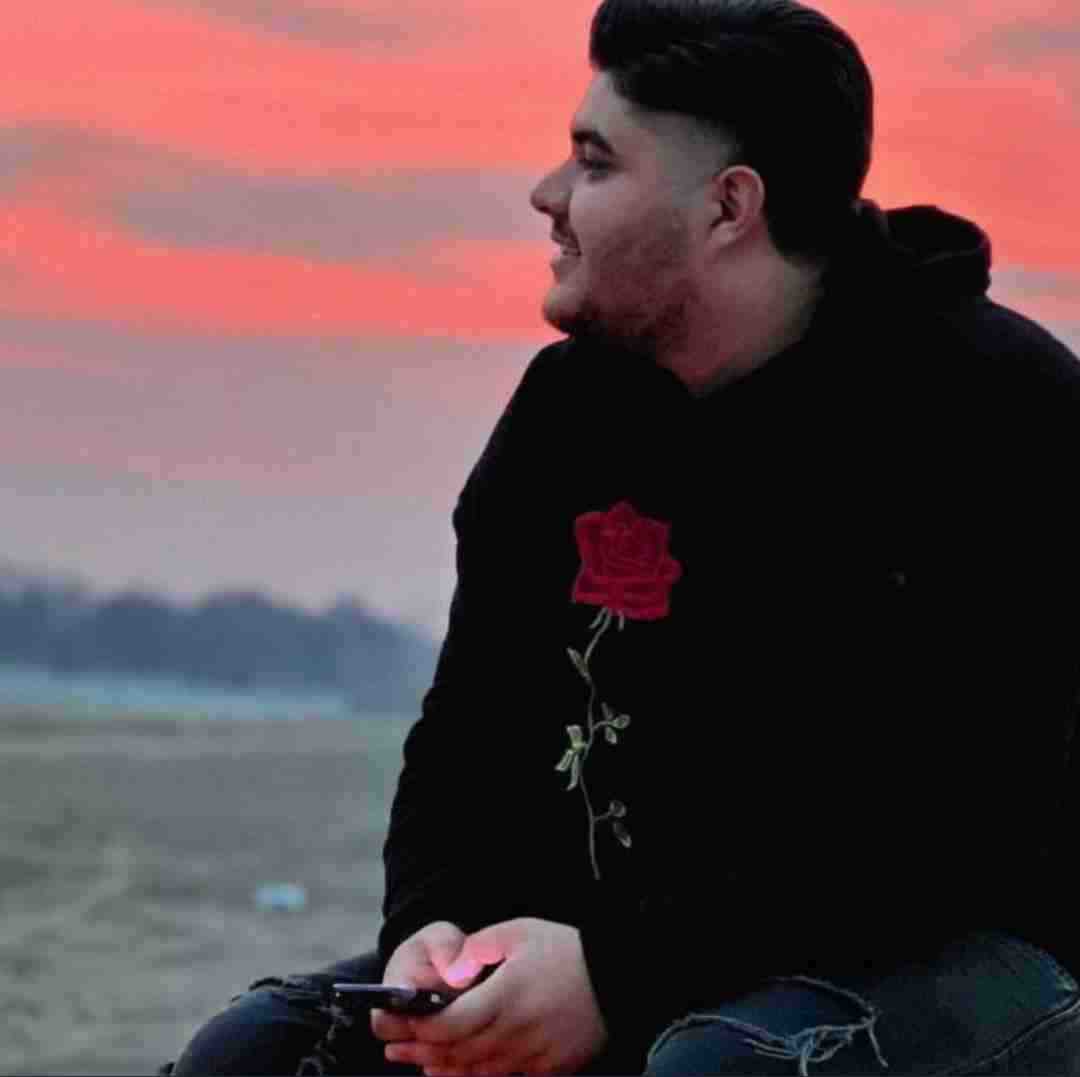 پرهام کریمی ساقی