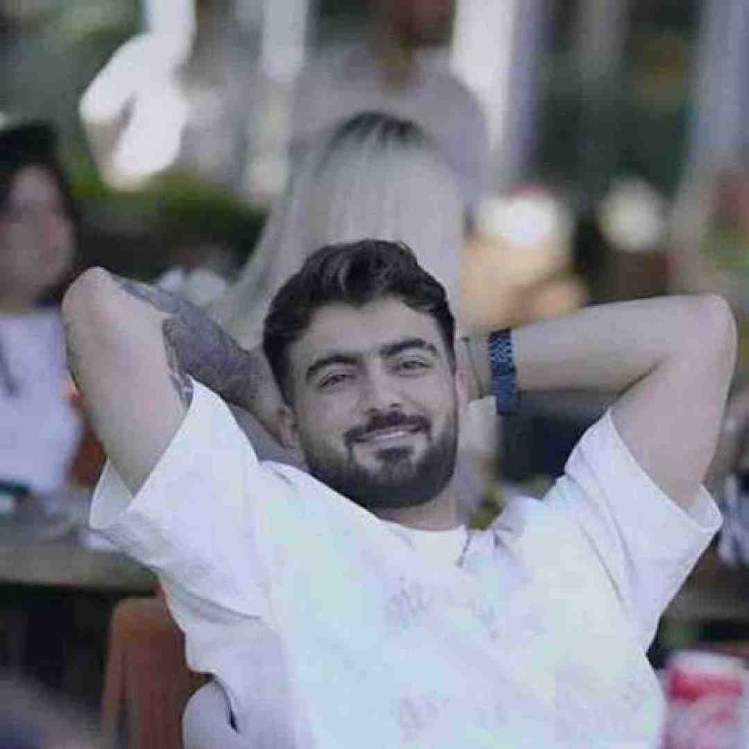 رامین تجنگی میزنیم دریا تو پایه باشی