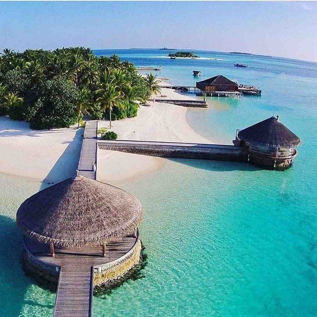  نمیخندم دیگه من با تو کم اوردم تو زندگی واسه بحث با تو