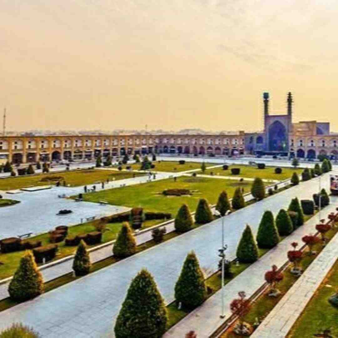 اون واسه خندس نده راهی اگه اون برگشت