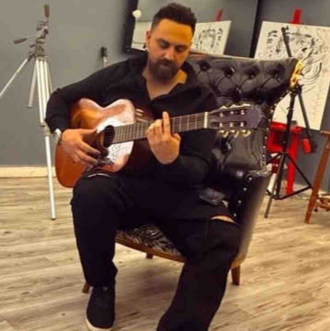 احمد صفایی شب که میشه
