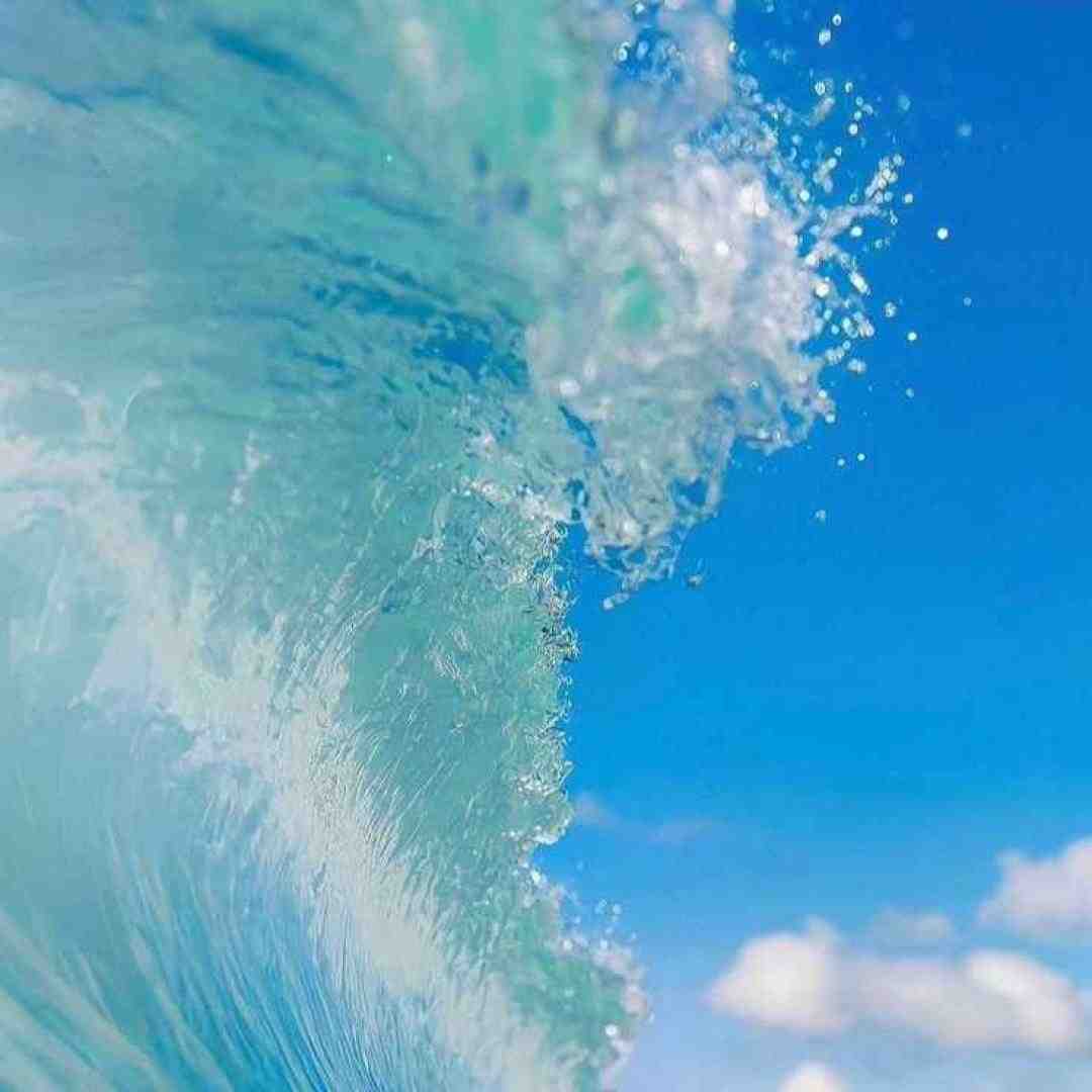 وقتی که ظلمت میکشه رو صورت خورشید با صدای دختر