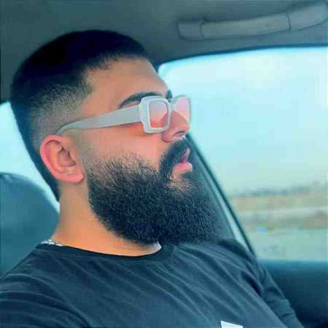 علیراد کسی دیگه بهش دست نزنه چون بو منیم بالامدی