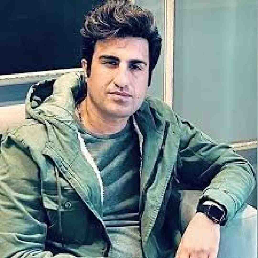 محسن لرستانی میرم اینبار روی حرفام وایمیسم من