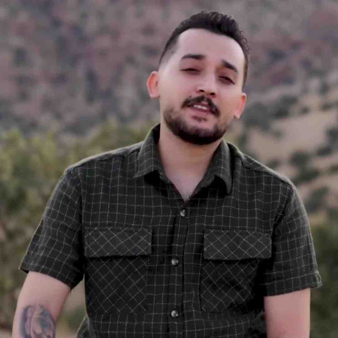 هومن آدینه در وه در