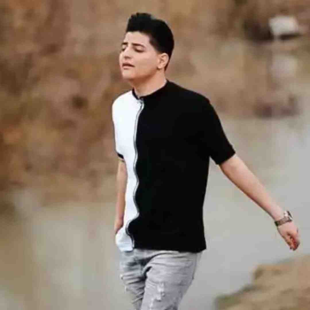 اشکان فتحی دور شدی