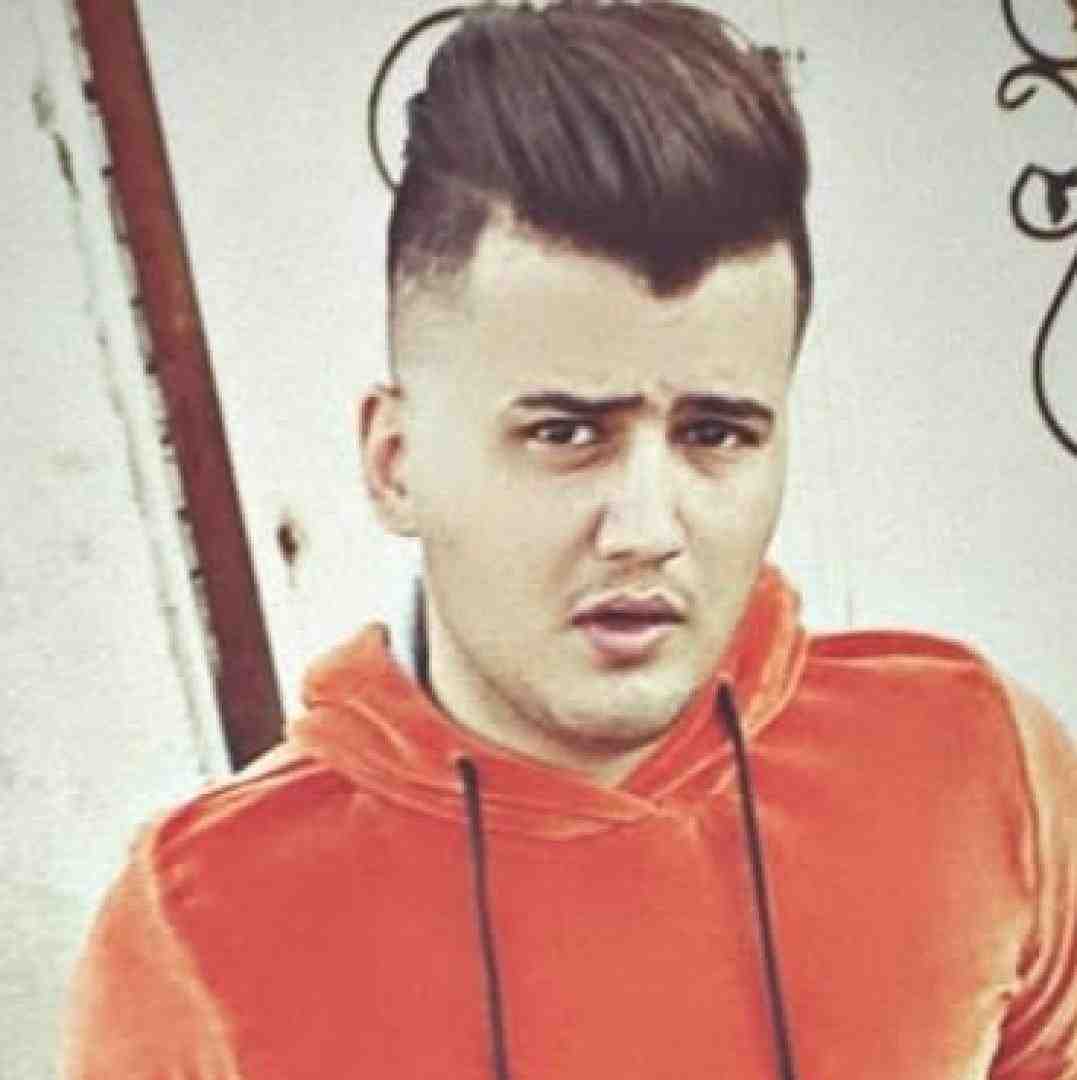 محمد محمدی بگو دروغه مگه کوری نمیبینی سفید شده شقیقم