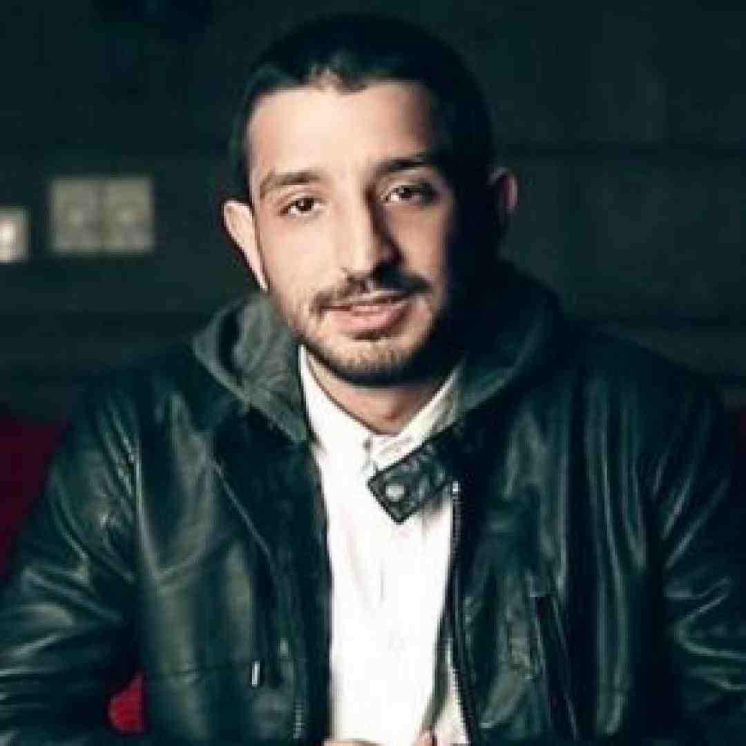 سینا ساعی تیم من