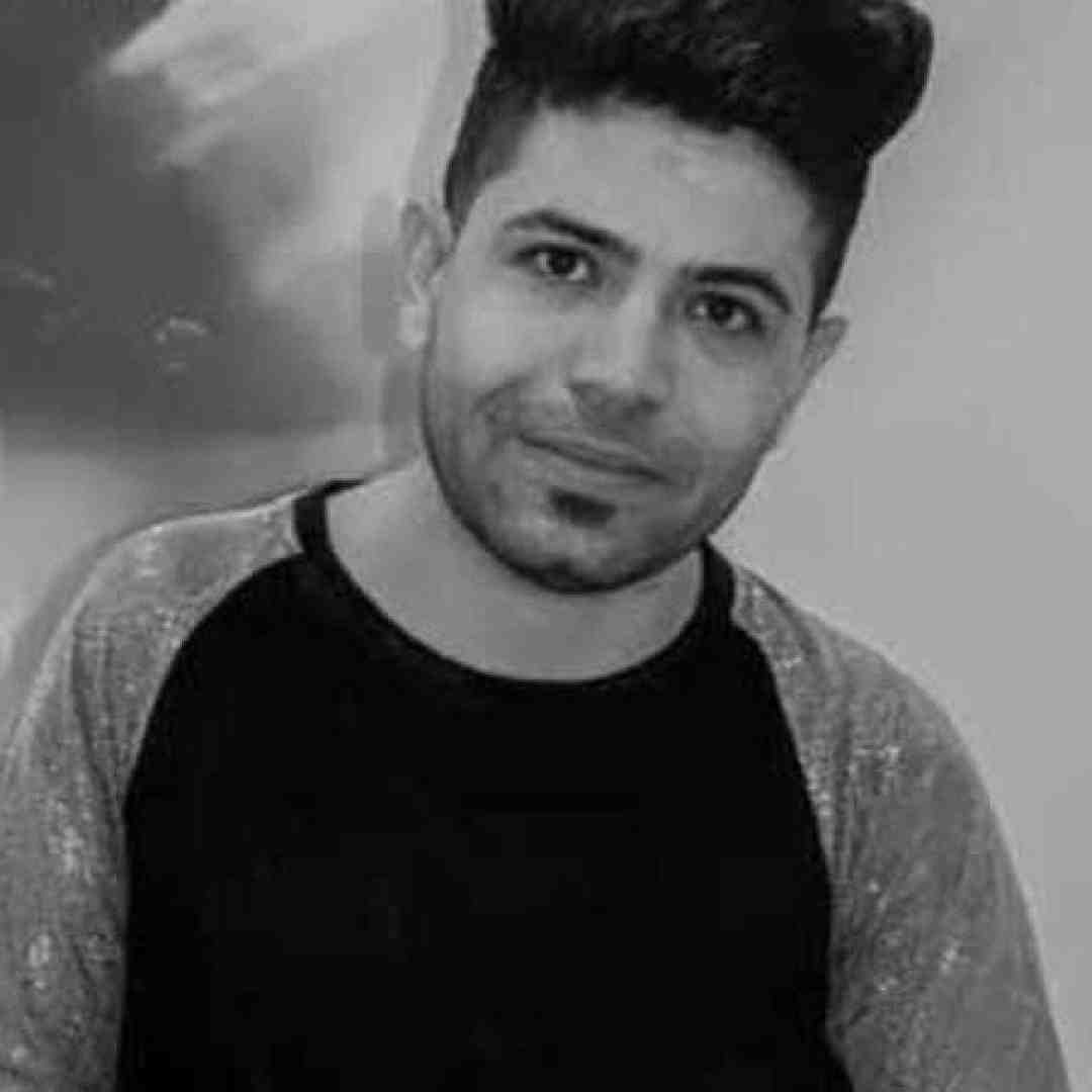 مسعود جلیلیان یا خودزنی مکنم یا خودخوری و خودکشی