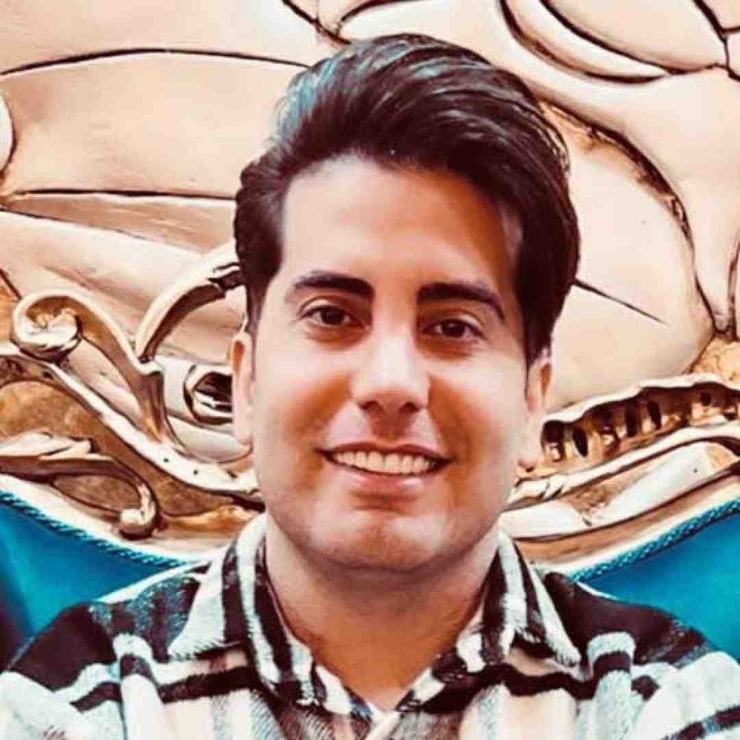 فرشاد آزادی سر تو من با همه حرفم شد شدم یه عصبی بد برخوردم