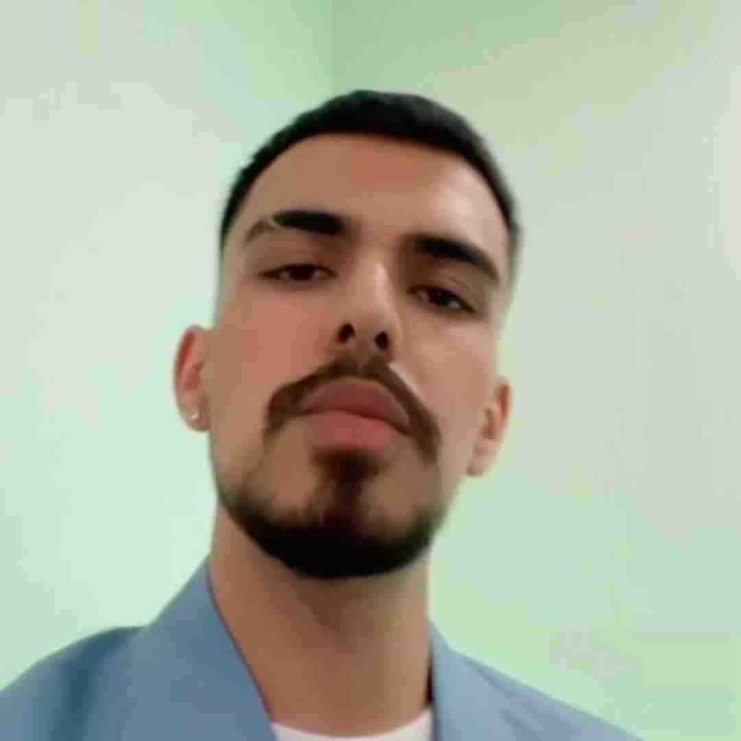 الجان دختر پسر فرقی نداره باید چشم سیر باشه
