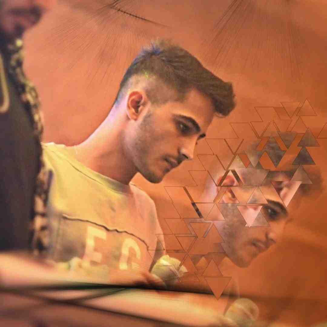 مهدی مولاد سیگار