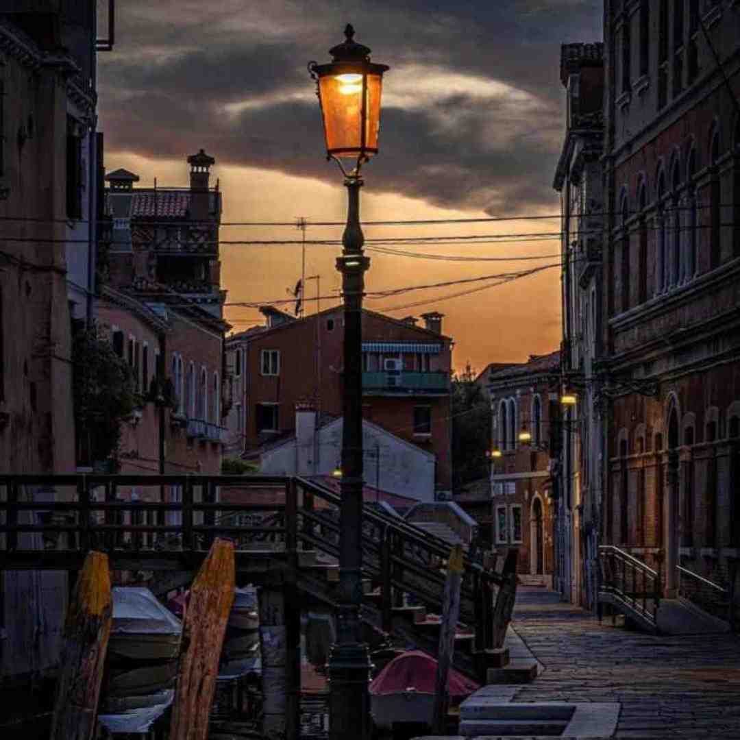منم سرگشته حیرانت ای دوست _ هوش مصنوعی
