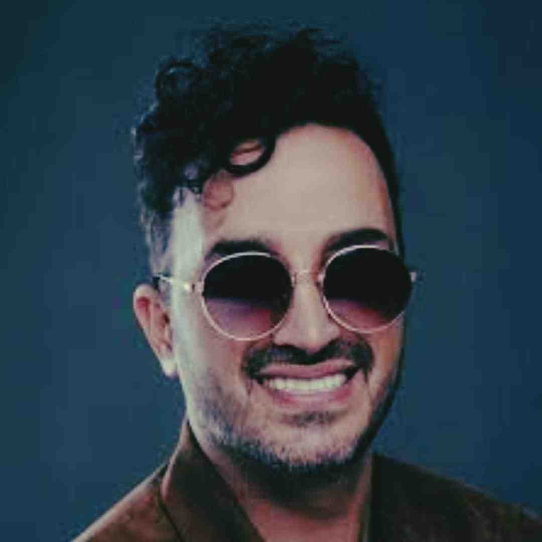 ایمان زمان اوچا اوچا گلجم قاچا قاچا گلجم