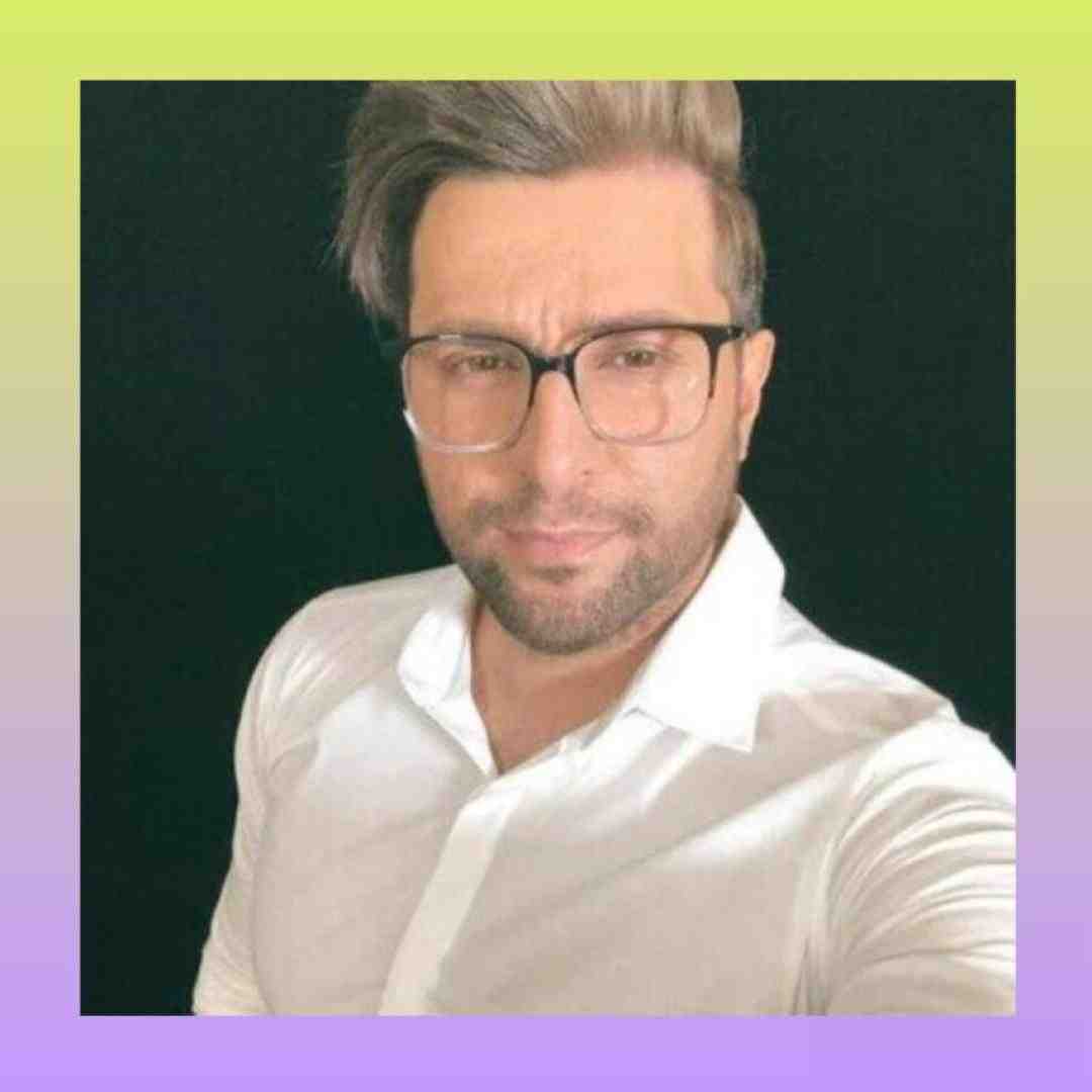 امیر فرجام قلب قرمز