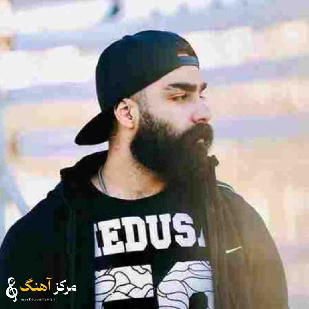 علی میر ﺑﺬار ﻫﺮﭼﻰ ﻣﻴﺨﻮاد ﺑﺸﻪ ﻫﺮﻛﻰ ﻫﺮﭼﻰ ﻣﻴﺨﻮاد