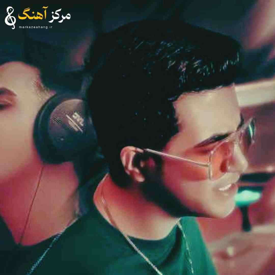 اهورا من سنه دیوانه سن منه دیوانه