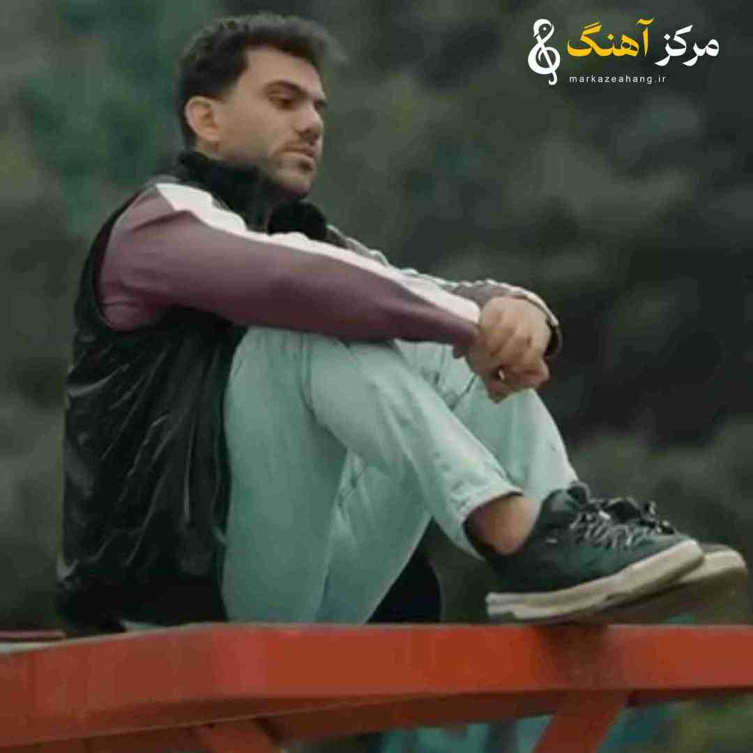 پیام عباسی روز غمم نبودی رو جنازمم نیا