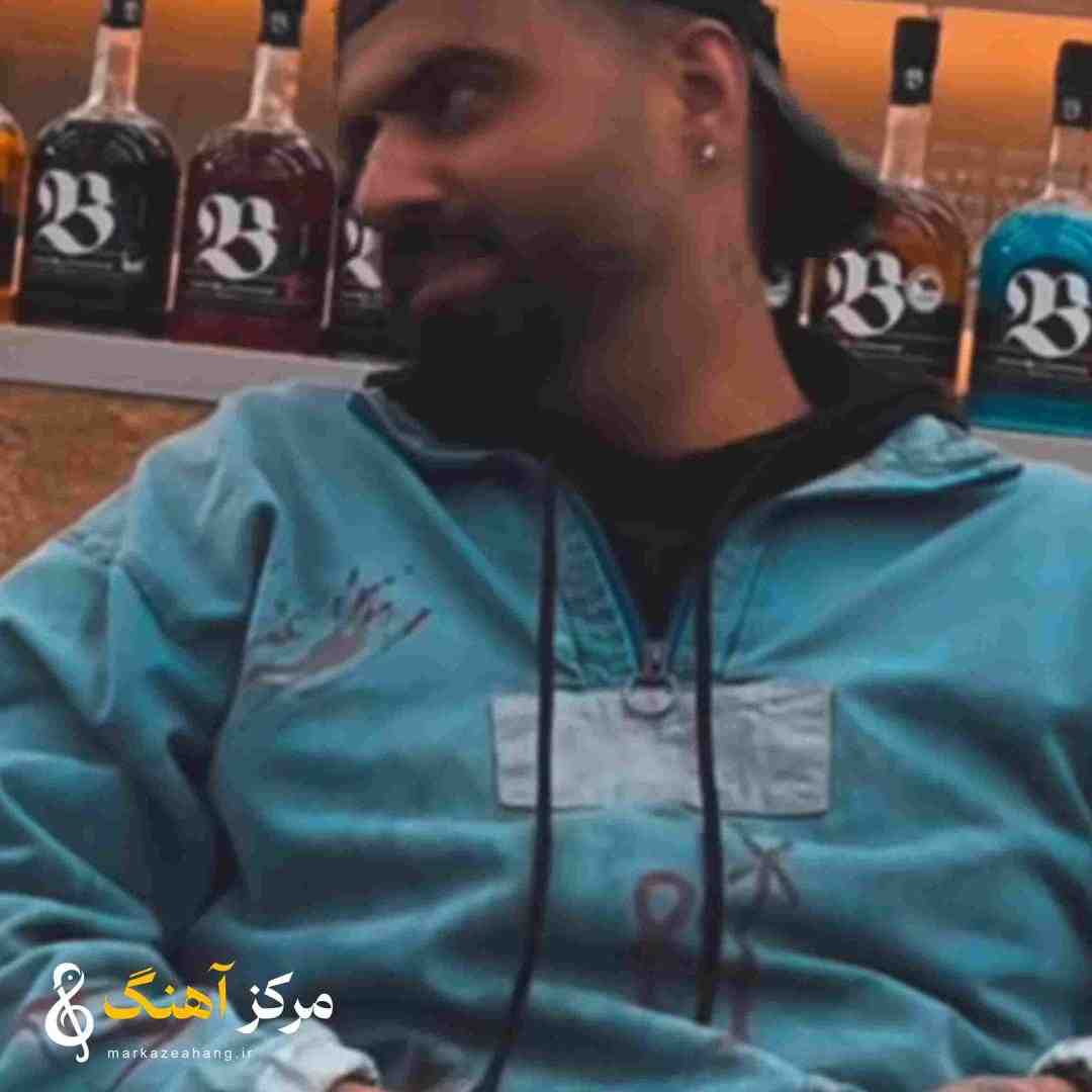 رضا شیری حوصلم نمیگیره یک کلمه از اون حرفاتو بشنومش