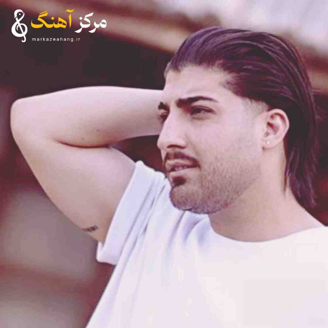 آیسو بیتز و امیر لیام بیا منه ببین با کله خوردم زمین