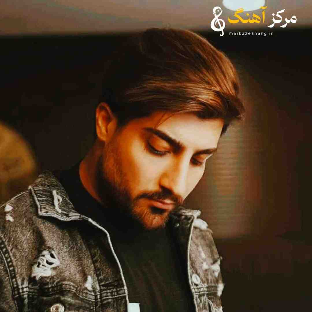 امیر لیام ﺻﺪای اذان رﺳﻴﺪه ﮔﻮﺷﻢ وﻟﻰ ﻣﻪ ﻫﻨﻮ ﺑﻴﺪارم