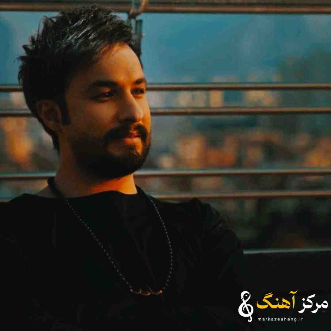 راغب تمام دنیا یک طرف تو یک طرف عزیزم