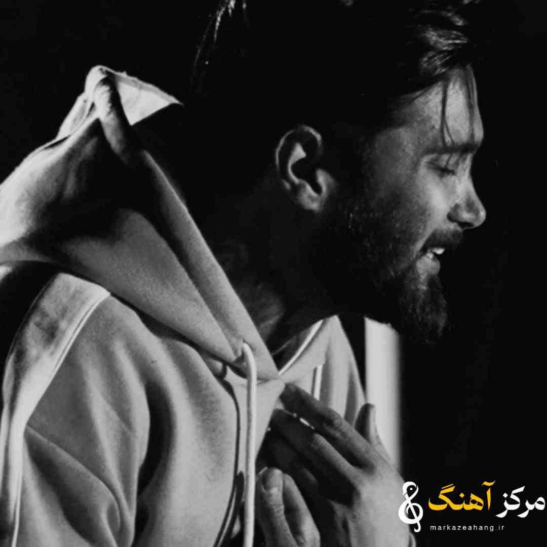 امیر اکبری بی معرفت
