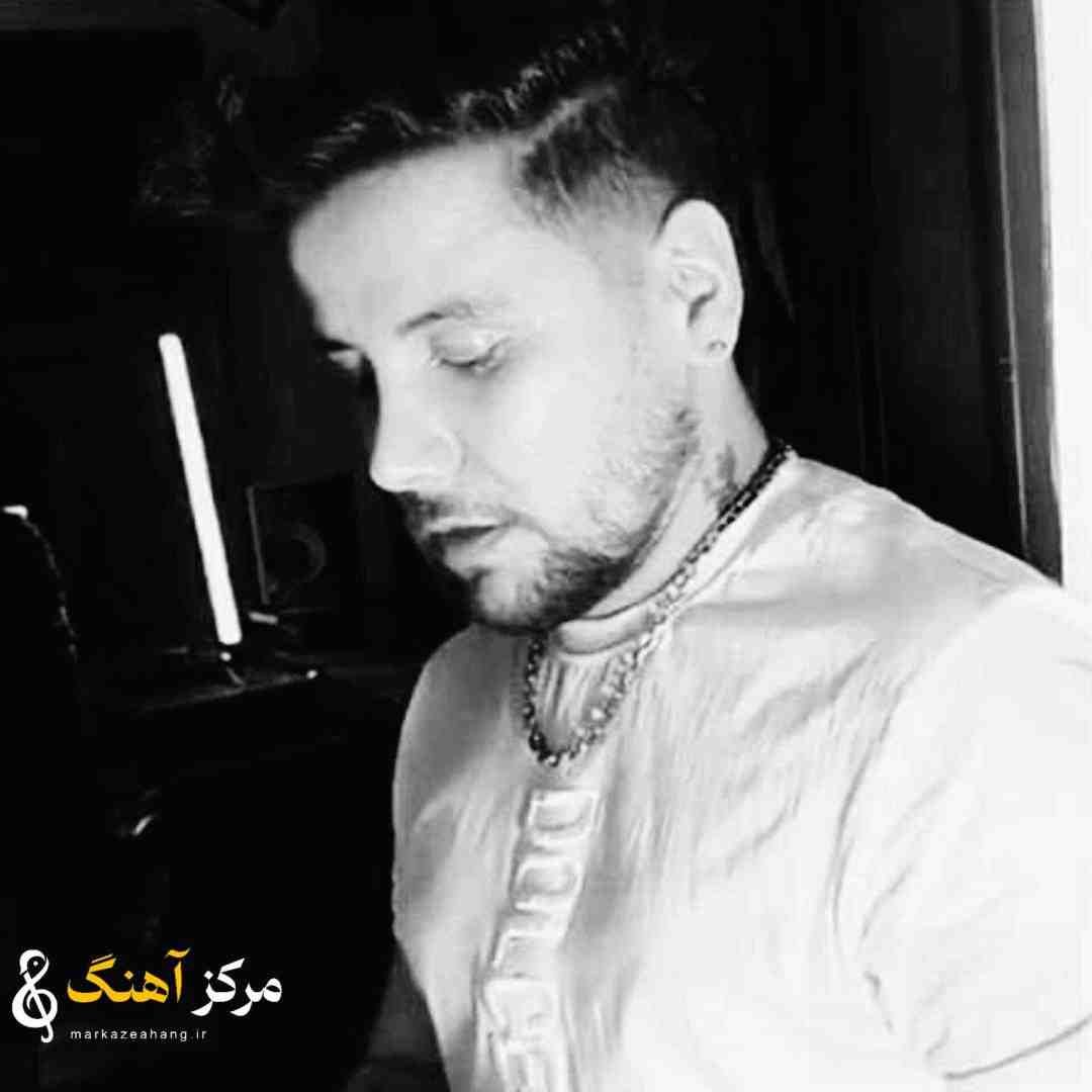 ارشاد همه یه مشت هفتادی هشتادی که هنو نرسیده