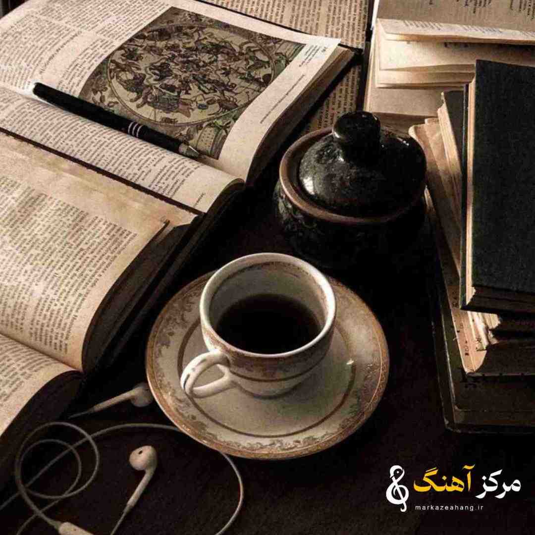  دلتنگم از روزهای بی تو از هفته ها از ماه ها از سال های بی تو