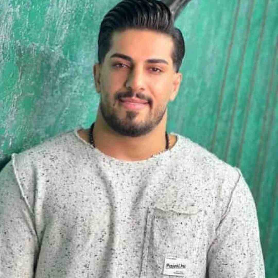 محمد کجوری توپ تانک فشفشه امشو شب لغزشه