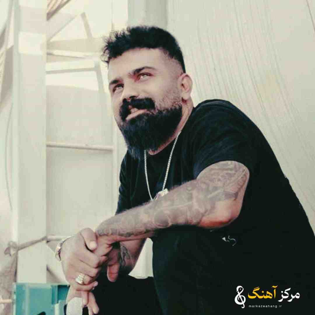 فرهاد جهانگیری  یه اتاق تمه تاریک وناوی چهار دیواری
