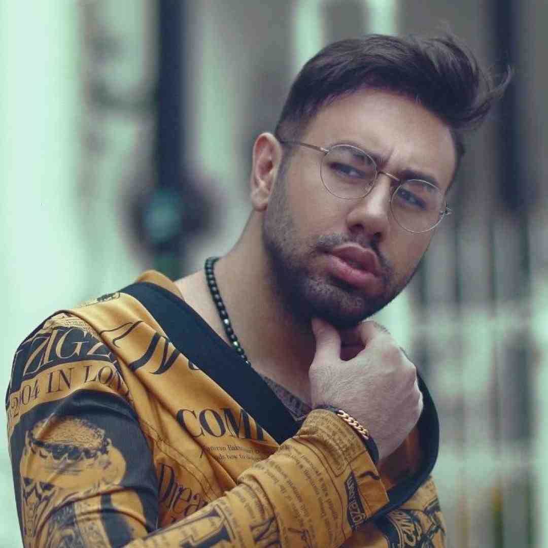 محمد لطفی یه تار موتم نمیدم به هرکی بعد از تو دیدم