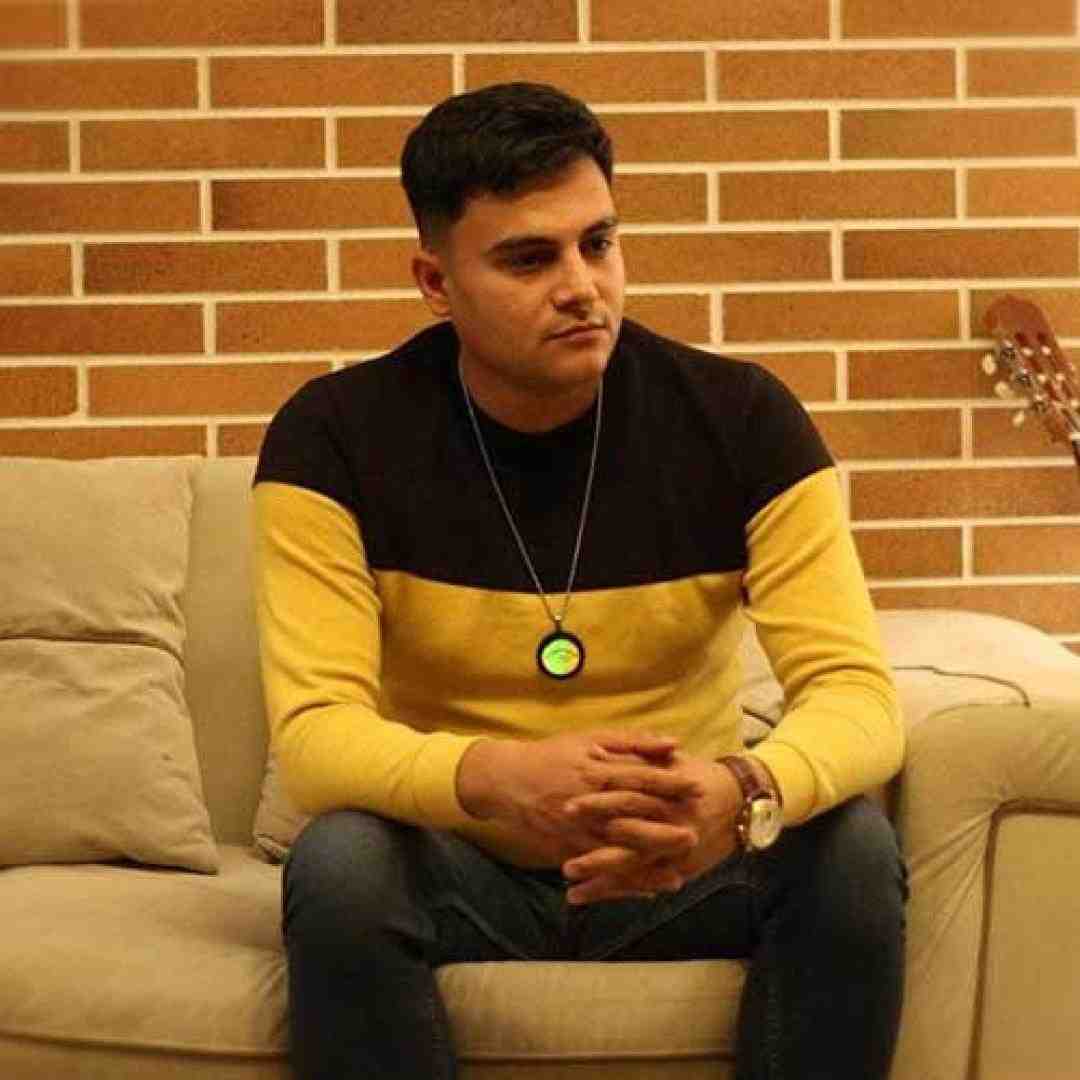 رامین کرمی یه صورت غمگین غروب و دلتنگی
