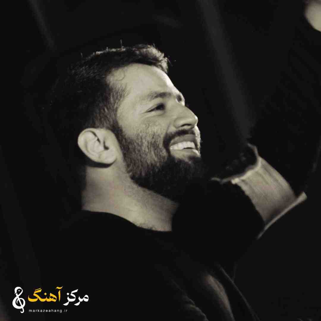 امیر برومند عباسم و در پی خطر میگردم