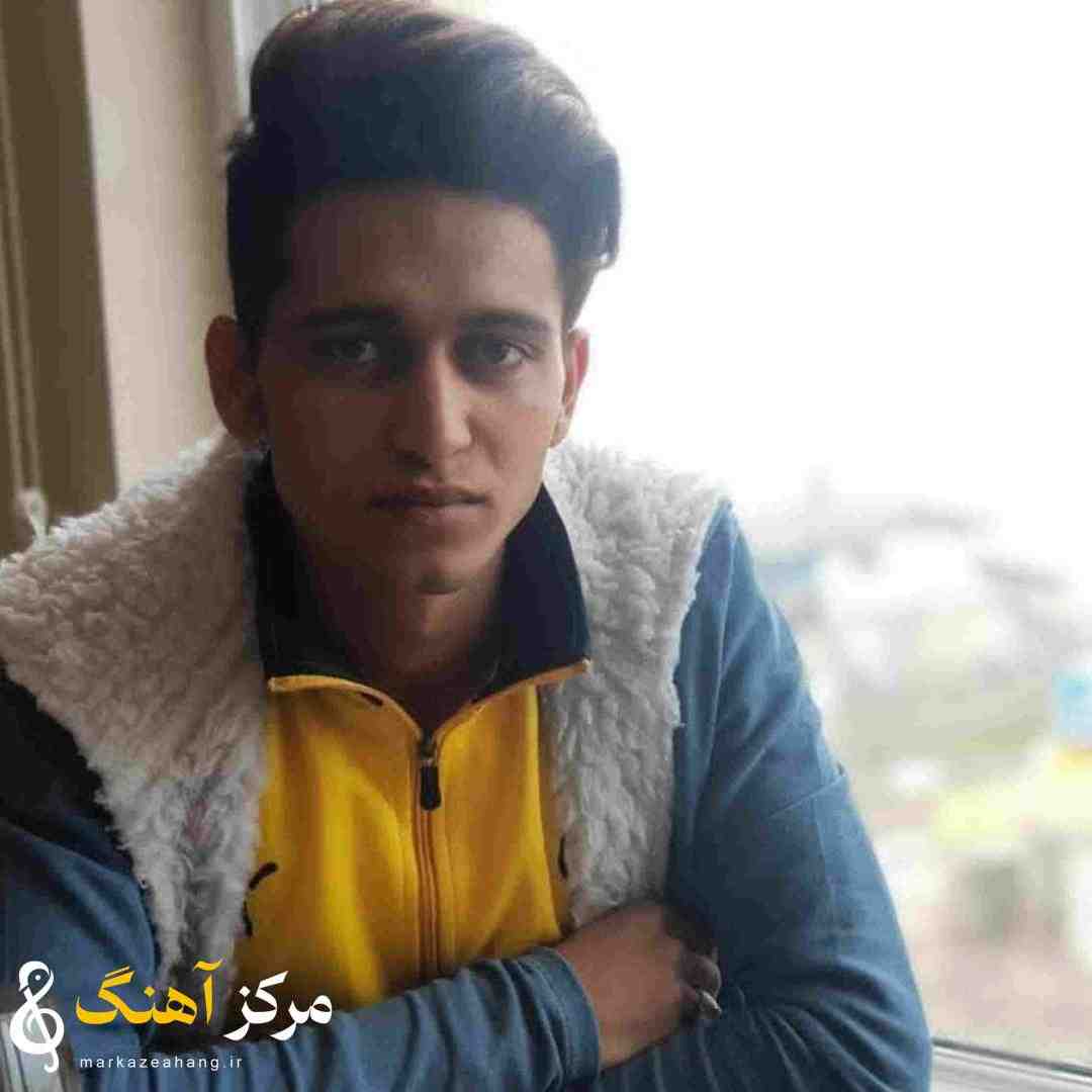 سامان رنجبر  تنیا بت دنیامی مه کافر و بی دینم