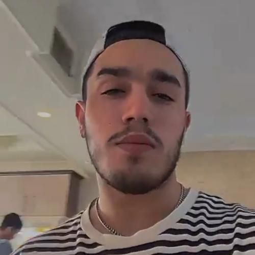 طاهاس غلط کردم گفتم برو ببخشید که گفتم بری