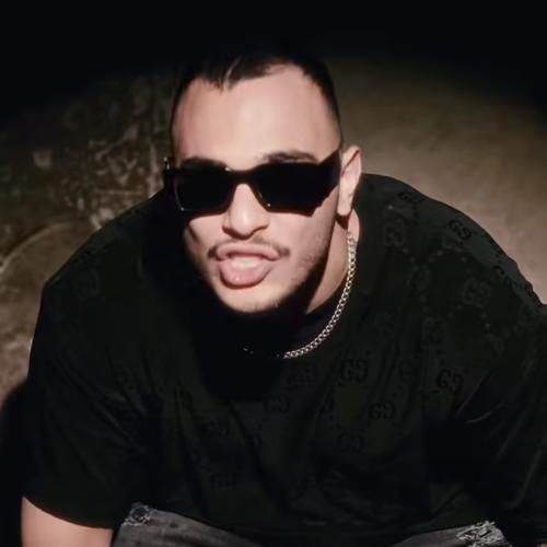 مهیار دروغو رو هوا میزنم مثل پدافند