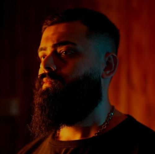 علیراد به هیشکی نگو داری میتونی چون این آدما