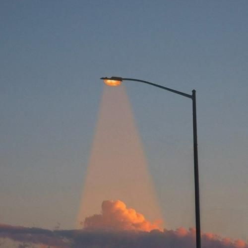 دانلود آهنگ حرف میزنه به جام هرکی باهات به غریبه