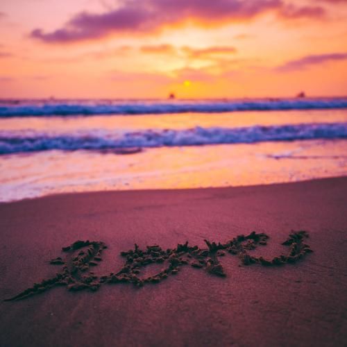 دانلود آهنگ انقدر زدی دست و پا داری غرق میشی شبا خوابت نمیبره