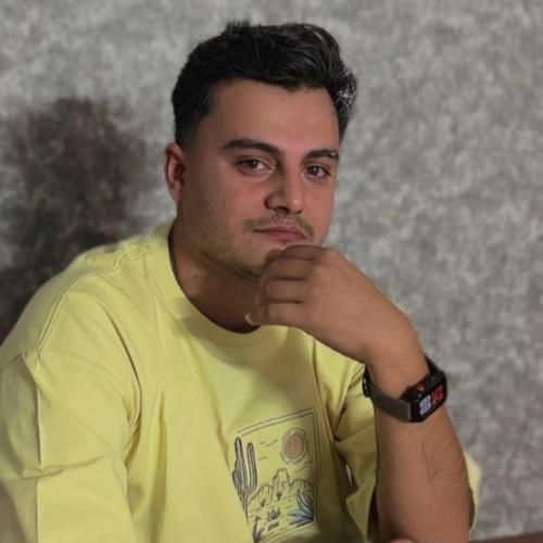 دانلود آهنگ رامین کرمی به نام با او چشای مستشه دس کی تو دستشه