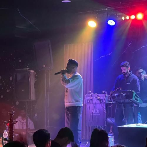 جواد عباسی ساعت پنج