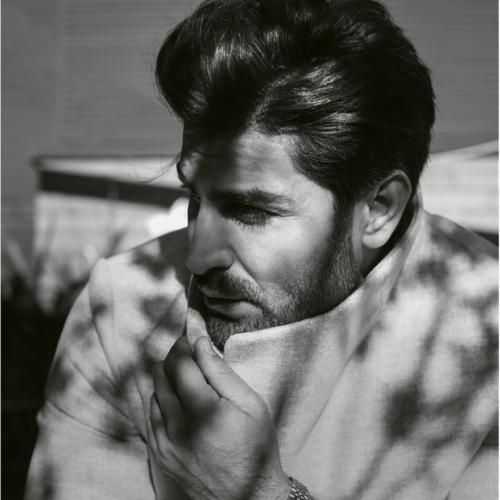 دانلود آهنگ رضا ملک زاده به نام از تو چه پنهان دردمو درمانم تویی