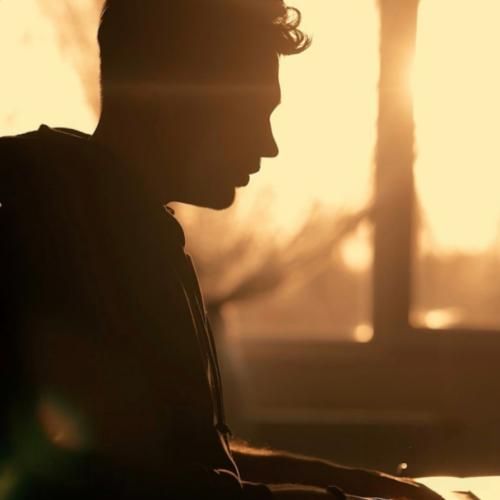 دانلود آهنگ احسان یاسین به نام روز خوب