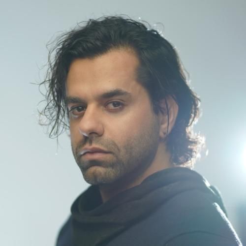 دانلود آهنگ رضا بهرام به نام همه عزادار سر به گریبون مردا سر دار